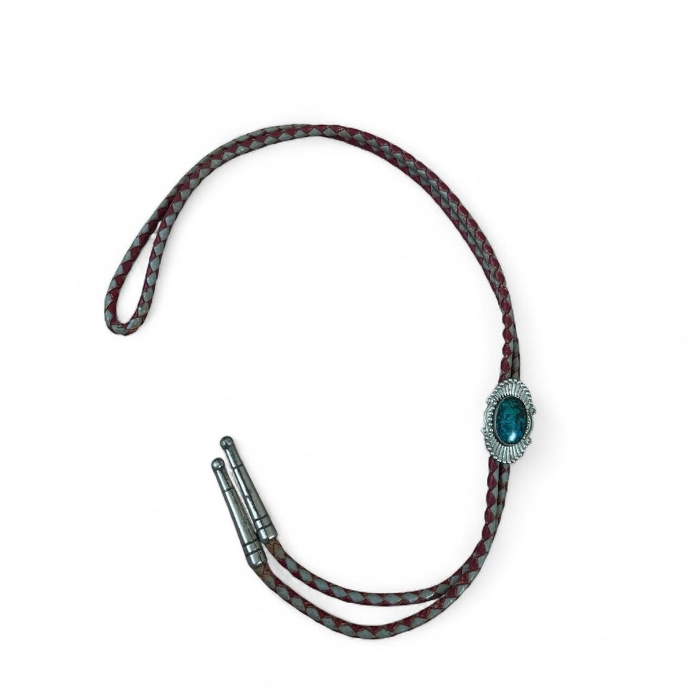Vintage-Style Bolo Tie with Turquoise Stone